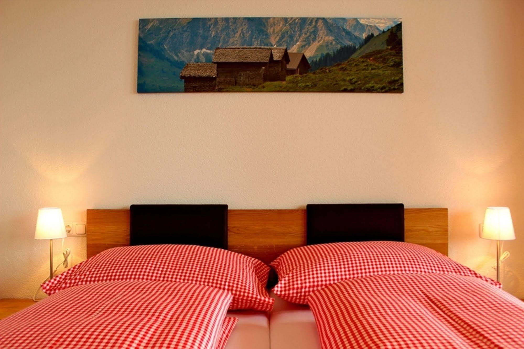 Feriendorf Walserland Damuels Ngoại thất bức ảnh